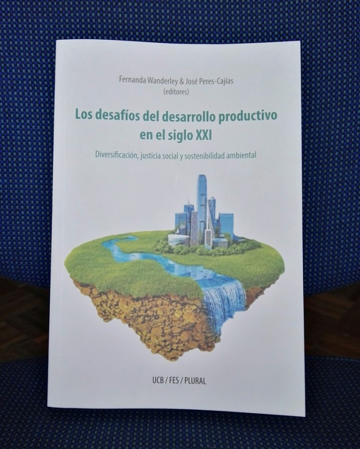 La UCB y la FES publican nuevo libro y la Directora del IISEC está entre los editores