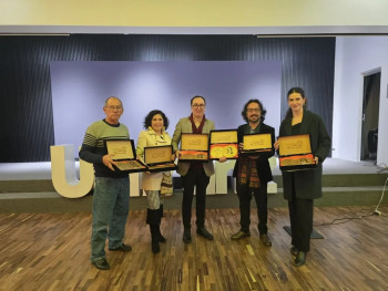 Colaboración entre Revista Nómadas y el IISEC-UCB gana el Reconocimiento Franz Tamayo al Periodismo de Investigación 2025