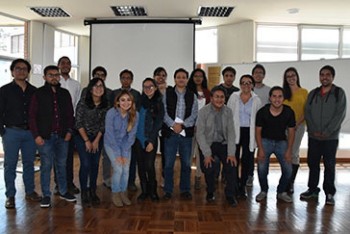 Asistentes de investigación del IISEC – U.C.B. presentan proyectos de tesis